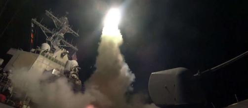 La 'rappresaglia' in Siria tra bombe e fake news