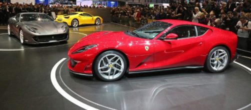 ferrari-812-superfast-a- ... - businesscommunity.it