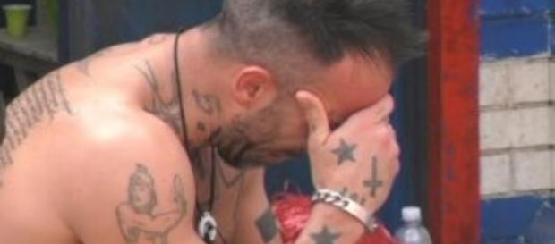 Gf: il pianto di Simone, la confessione di Mariana Gf: il pianto di Simone, la confessione di Mariana