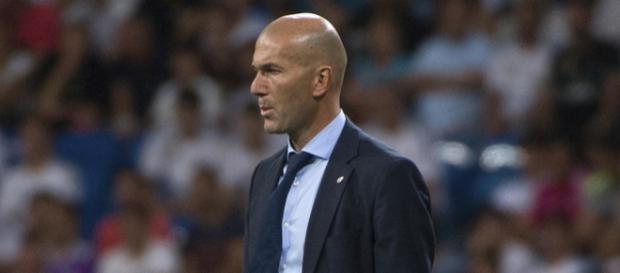 Mercato : L'énorme revirement du Real Madrid pour une pépite ! Mercato : L'énorme revirement du Real Madrid pour une pépite !