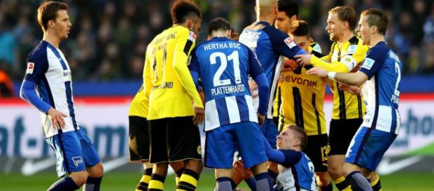 Mitchell Weiser: Peinliche Schauspiel-Einlage bei Hertha vs. BVB ... - welt.de Mitchell Weiser: Peinliche Schauspiel-Einlage bei Hertha vs. BVB ... - welt.de