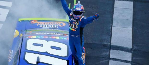 NASCAR: Kyle Busch se llevó la langosta en New Hampshire. - Chicas ... - chicasracing.com NASCAR: Kyle Busch se llevó la langosta en New Hampshire. - Chicas ... - chicasracing.com