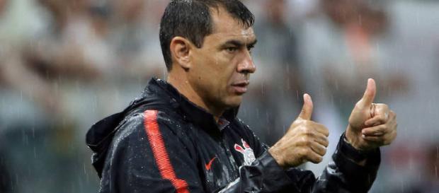 O treinador se espantou com a quantia O treinador se espantou com a quantia