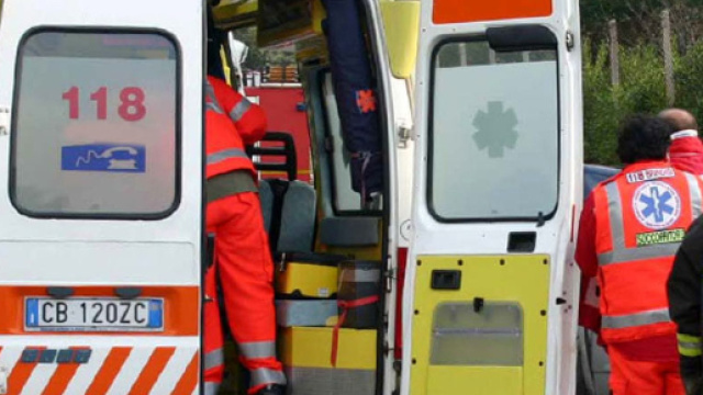 Calabria, terribile incidente sulla ss 107: un morto