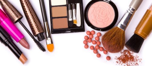 Excelentes razones para que reduzcas el uso del maquillaje