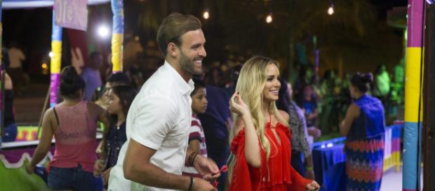 Amanda Stanton & Robby Hayes from a screenthos Amanda Stanton & Robby Hayes from a screenthos