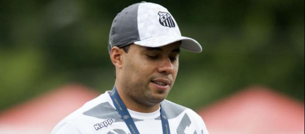 Base santista tem rendido ótimas opções para Jair Ventura Base santista tem rendido ótimas opções para Jair Ventura