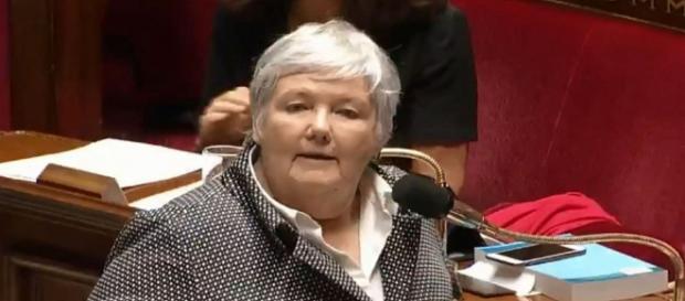 Débats tendus à l'Assemblée nationale sur l'asile et l'immigration Débats tendus à l'Assemblée nationale sur l'asile et l'immigration