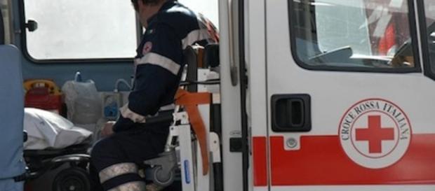 Mamma investe il figlio di 4 anni Mamma investe il figlio di 4 anni