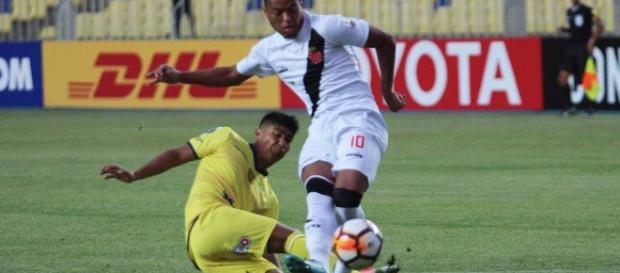 Tricolor tentar incluir o jovem Evander na negociação Tricolor tentar incluir o jovem Evander na negociação