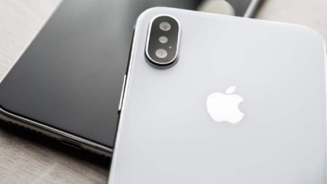 IPhone: in arrivo una versione economica Dual Sim entro la fine del 2018