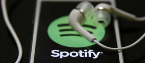 Spotify Technology is going public and no one knows if it's boom or bust / [img src: flickr "downloadsource.fr": CC BY 2.0]