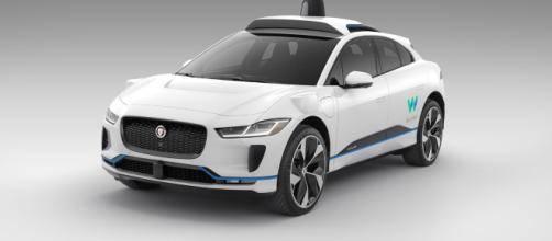 Waymo, Jaguar partner to build 20,000 electric autonomous cars ... - curbed.com