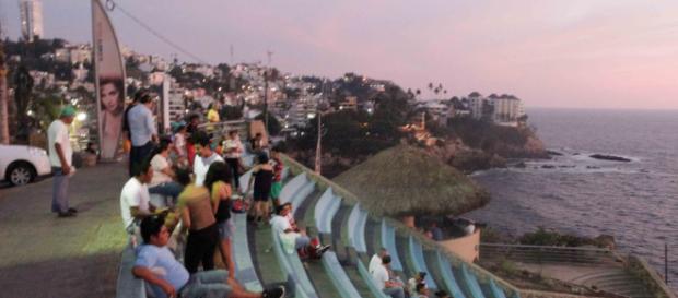 El Gobierno ha invertido para ubicar la Sinfonía del mar ante la Quebrada para diversificar la experiencia El Gobierno ha invertido para ubicar la Sinfonía del mar ante la Quebrada para diversificar la experiencia