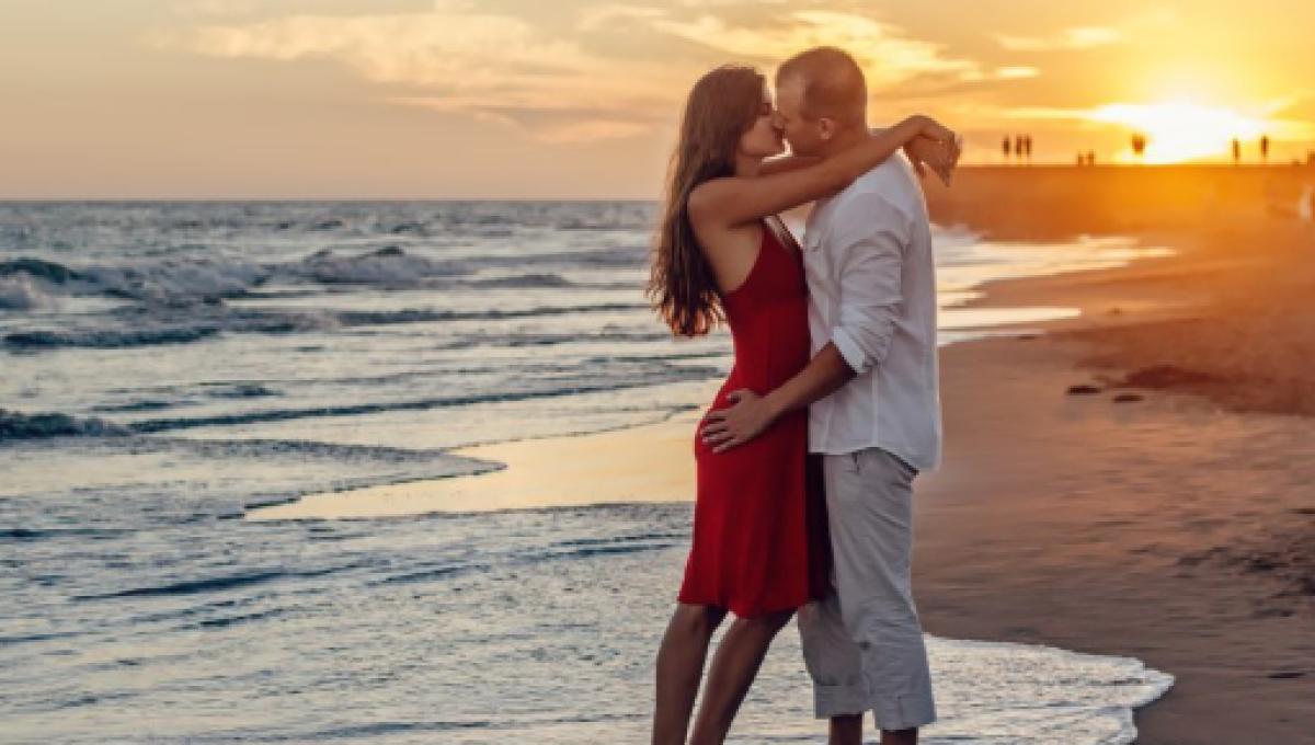 Oroscopo di domani 25 aprile 18: amore bomba per quattro segni ... Segno zodiacale 25 aprile