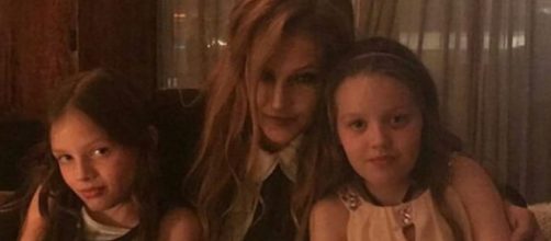 Lisa Marie Presley and twin daughters Harper and Finley. -[Image Credit Lisa Marie Presley Instagram]
