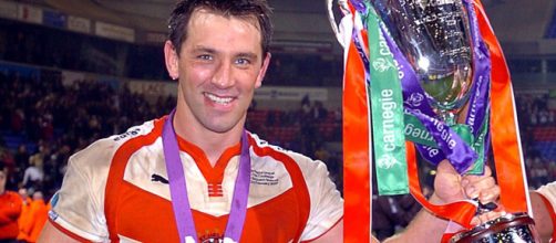 Paul Sculthorpe was an integral figure in St Helens' trophy-winning 2000s. Image Source - esrg-group.co.uk