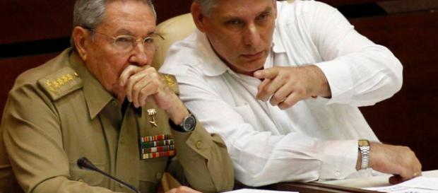 Asamblea Nacional de Cuba elige hoy al nuevo presidente del país . Asamblea Nacional de Cuba elige hoy al nuevo presidente del país .