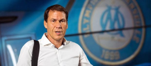 L'entraîneur de l'OM Rudi Garcia est sur les tablettes d'un cador européen ! L'entraîneur de l'OM Rudi Garcia est sur les tablettes d'un cador européen !