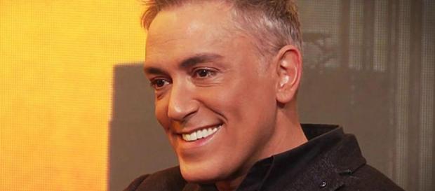 Sálvame | Kiko Hernández se autoentrevista: “¿Eres gay?” - telecinco.es Sálvame | Kiko Hernández se autoentrevista: “¿Eres gay?” - telecinco.es