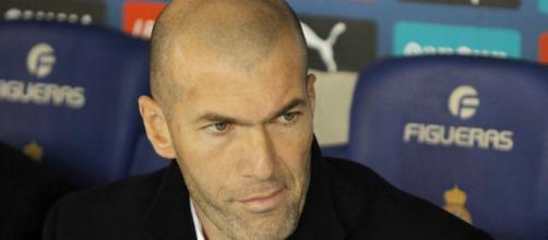 Mercato : L'énorme confrontation Zidane - Real Madrid pour un cadre !