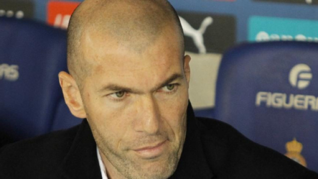 Mercato : L'énorme confrontation Zidane - Real Madrid pour un cadre !