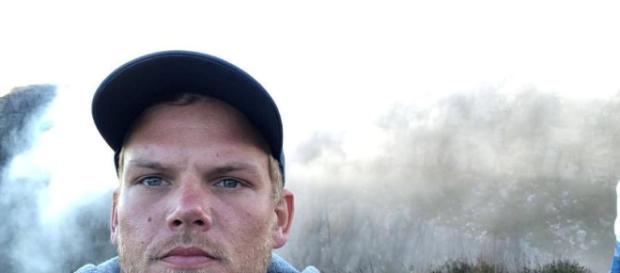 El DJ y productor Avicii es encontrado muerto en Omán - eluniversal.com El DJ y productor Avicii es encontrado muerto en Omán - eluniversal.com