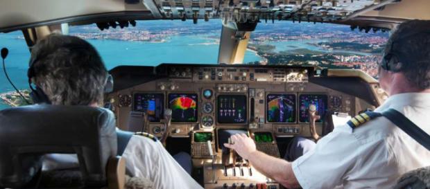 Por qué se ha vuelto tan lucrativo convertirse en piloto de avión. Por qué se ha vuelto tan lucrativo convertirse en piloto de avión.