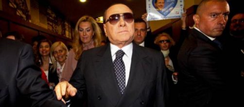 Le 10 leggi di Berlusconi secondo Travaglio
