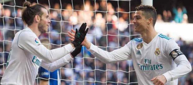 Gareth Bale com Cristiano Ronaldo Gareth Bale com Cristiano Ronaldo