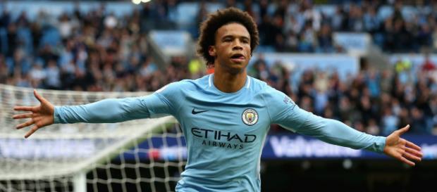 Leroy Sané fue reconocido por sus hazañas en la temporada ganadora del título de la Premier League del Manchester City Leroy Sané fue reconocido por sus hazañas en la temporada ganadora del título de la Premier League del Manchester City