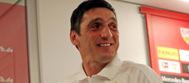 VfB-Trainer Tayfun Korkut vor Debüt in Wolfsburg: Sie können sich ... - kicker.de VfB-Trainer Tayfun Korkut vor Debüt in Wolfsburg: Sie können sich ... - kicker.de