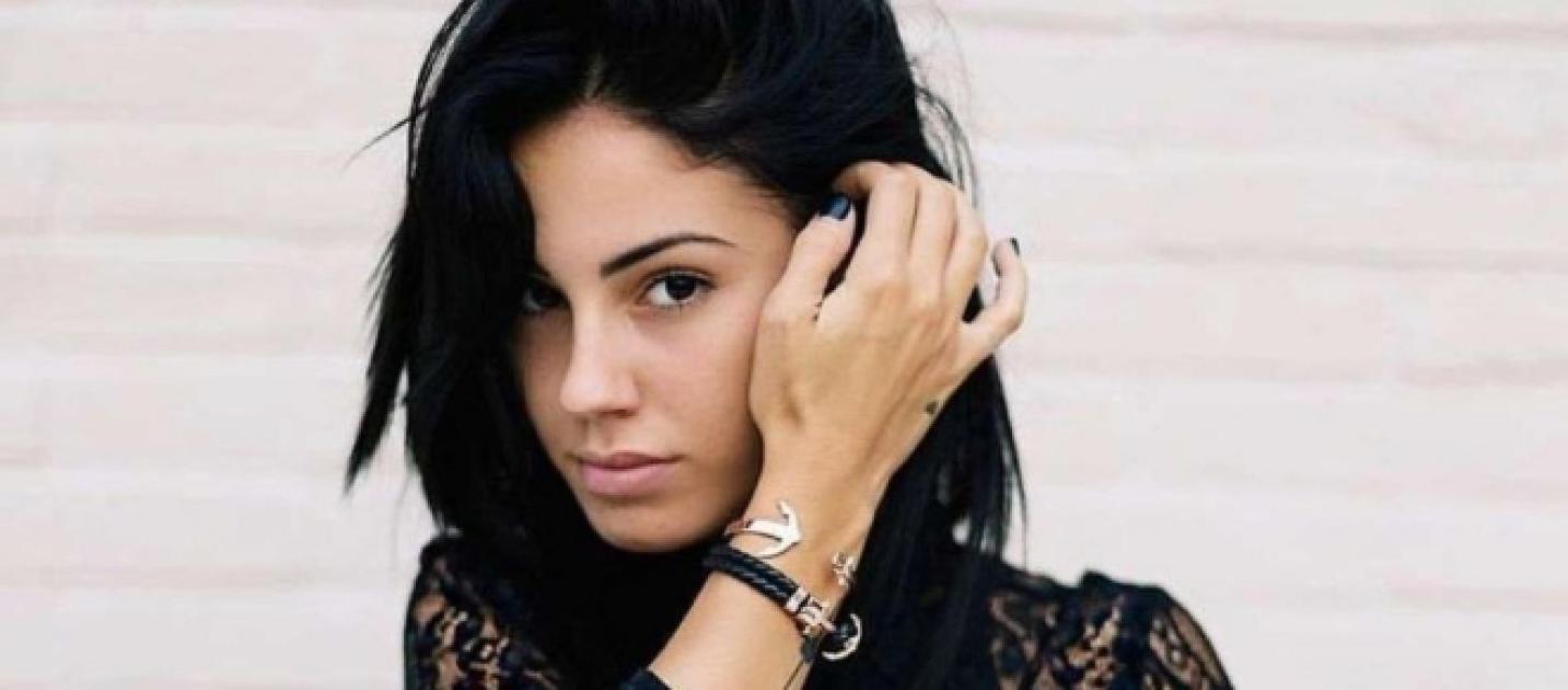 Download Giulia De Lellis Instagram Background