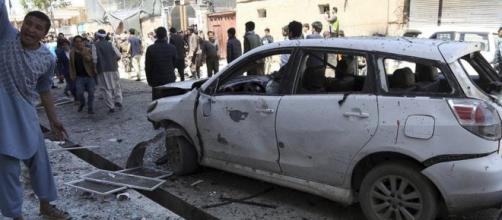 IS bomber kills dozens in attack on Kabul voter registration ... - guernseypress.com
