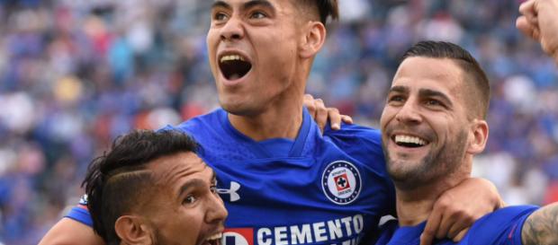 Los azulcremas estarían cerca de fichar a una estrella celeste. Los azulcremas estarían cerca de fichar a una estrella celeste.