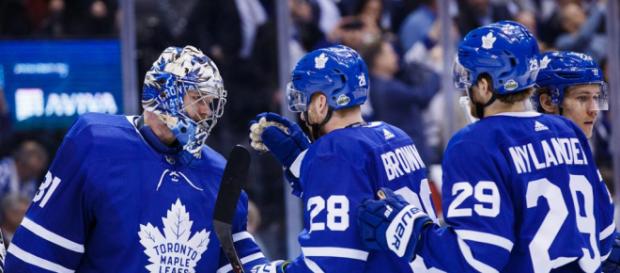 Los Maple Leafs pudieron ganar en casa y obligaron a un juego 7 en el TD Garden. NHL.com. Los Maple Leafs pudieron ganar en casa y obligaron a un juego 7 en el TD Garden. NHL.com.