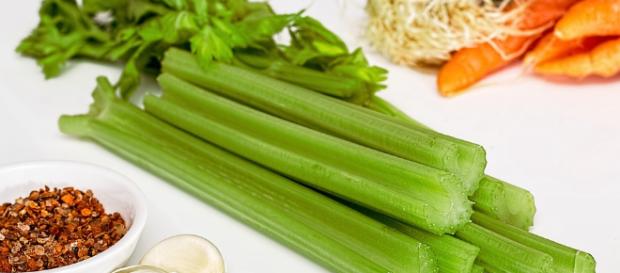 Propiedades nutritivas de los apios :: Beneficios del apio ... - innatia.com Propiedades nutritivas de los apios :: Beneficios del apio ... - innatia.com