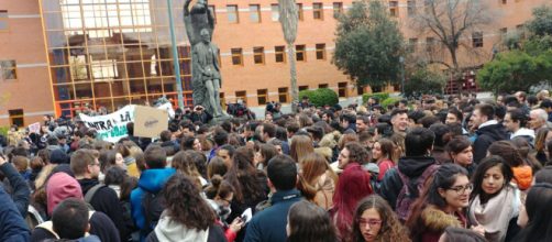 Los madrileños pedirán la dimisión de Cifuentes el 2M