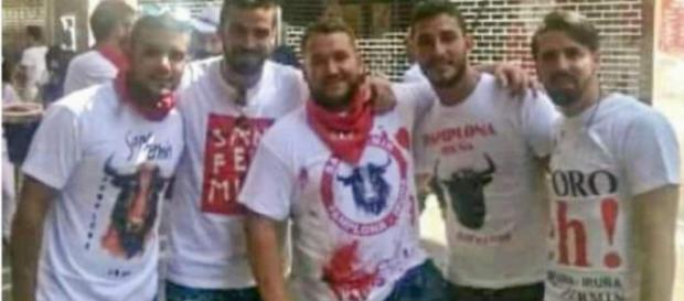 Condenan a 9 años por abuso sexual a 5 miembros de 'La Manada ... - laprensa.hn Condenan a 9 años por abuso sexual a 5 miembros de 'La Manada ... - laprensa.hn