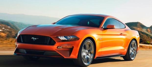 Ford es una marca histórica de la industria automotriz Ford es una marca histórica de la industria automotriz