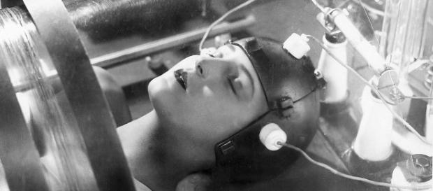 Metropolis Movie Review & Film Summary (1927) | Roger Ebert - rogerebert.com Metropolis Movie Review & Film Summary (1927) | Roger Ebert - rogerebert.com