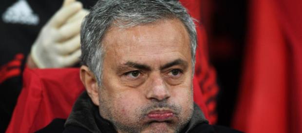 Mourinho la lía en sala de prensa tras el Manchester United - Sevilla - mundodeportivo.com Mourinho la lía en sala de prensa tras el Manchester United - Sevilla - mundodeportivo.com