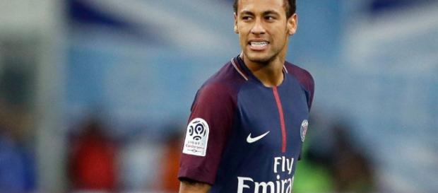 Neymar podría cambiar de aires en este verano Neymar podría cambiar de aires en este verano