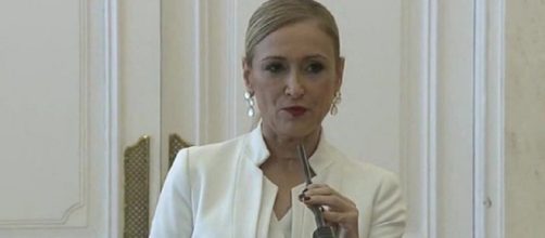 a presidenta conservadora de Madrid dimite tras un mes de escándalos - el-carabobeno.com