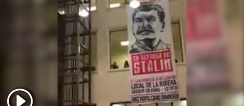 La Universidad de Granada cuelga pancarta de Stalin