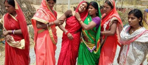 Mujeres de la India en poblaciones rurales