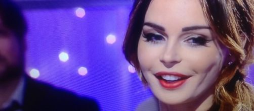 Nina Moric entra nella casa del Gf per parlare col fidanzato Luigi Favoloso?