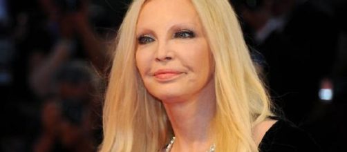 Patty Pravo dichiara di aver fumato canne e di aver picchiato Grillo