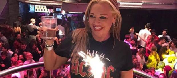 Belén Esteban prepara la 'Toñomanía'. Belén Esteban prepara la 'Toñomanía'.