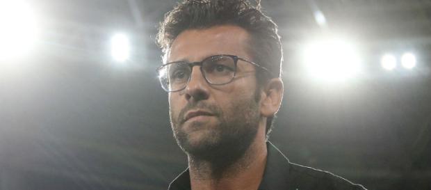 Mais um reforço chegando ao time de Alberto Valentim Mais um reforço chegando ao time de Alberto Valentim